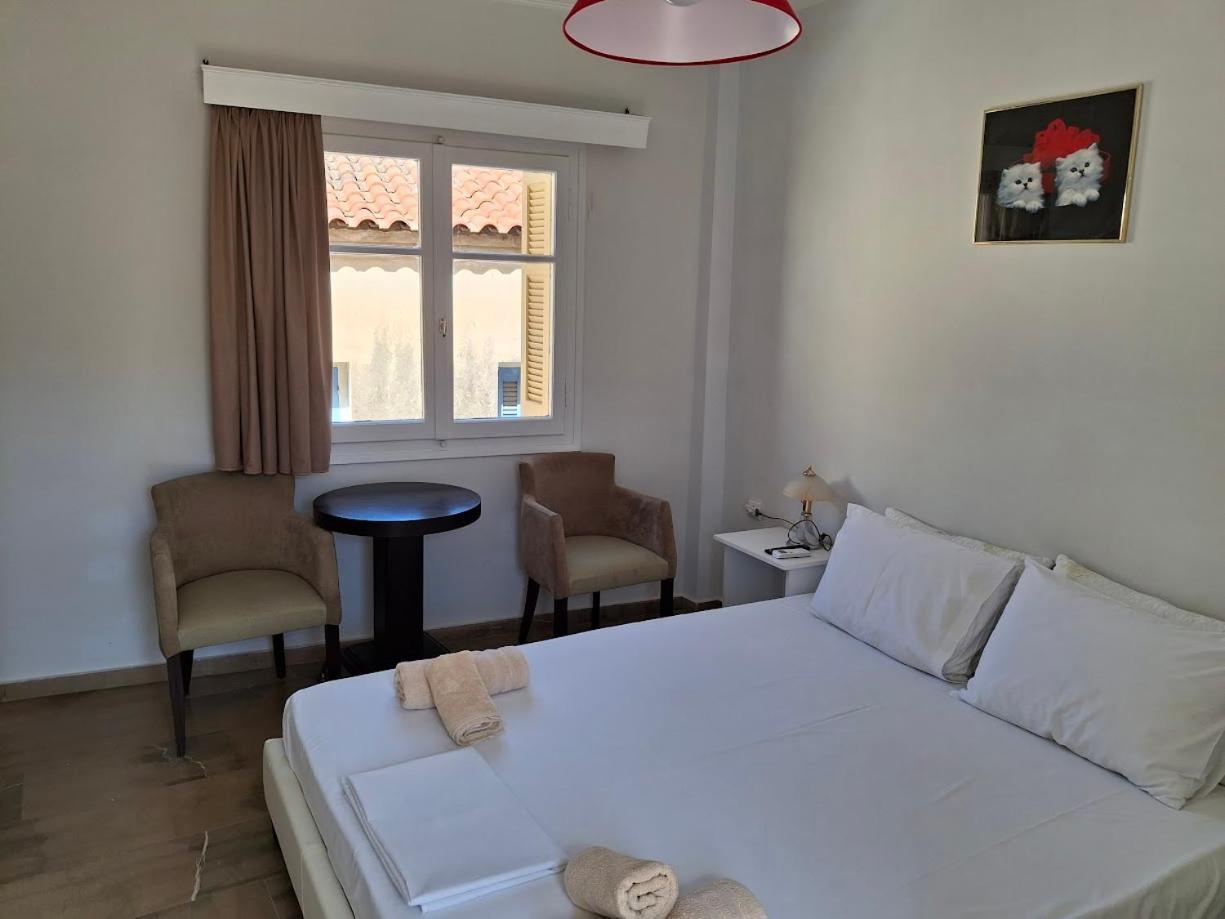 Nafpaktos Studio In Port Ιι Екстер'єр фото