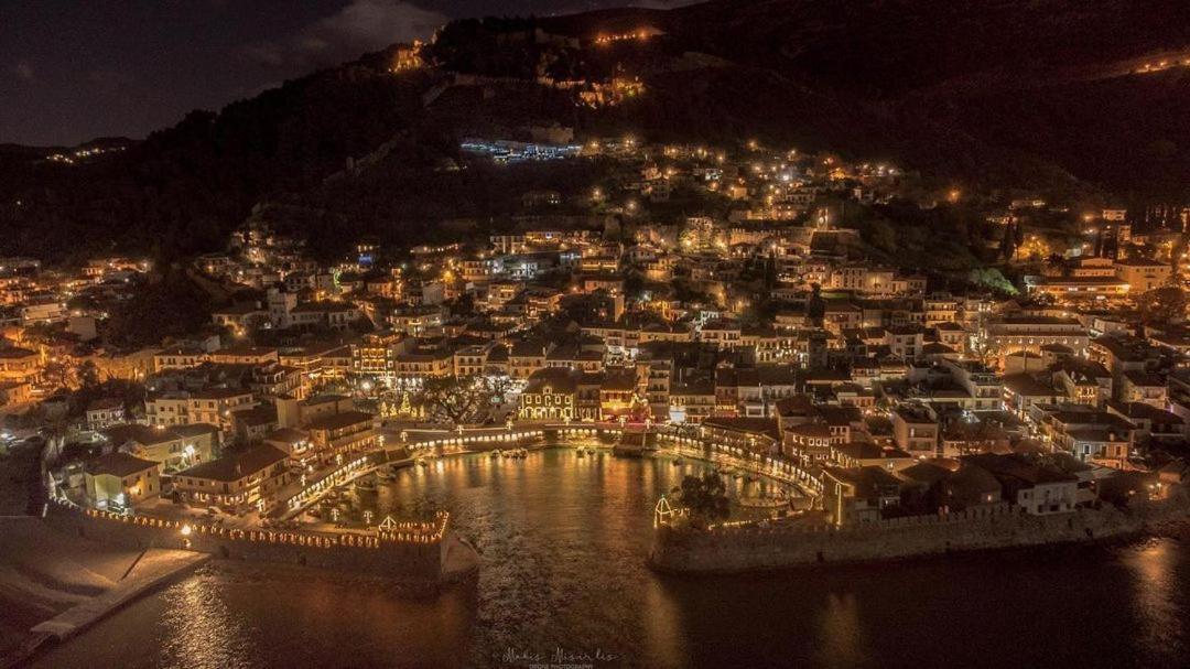 Nafpaktos Studio In Port Ιι Екстер'єр фото
